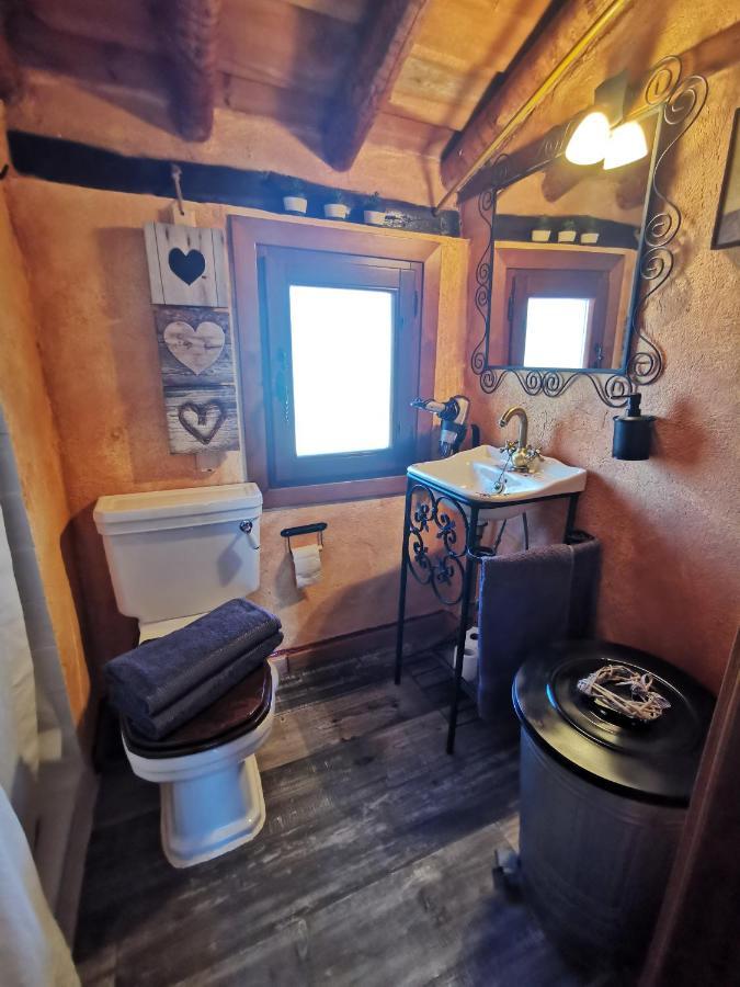 Apartament Atico Piron Adrada de Piron Zewnętrze zdjęcie