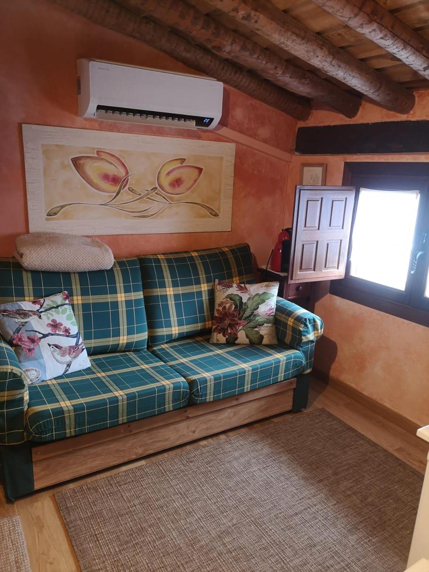 Apartament Atico Piron Adrada de Piron Zewnętrze zdjęcie